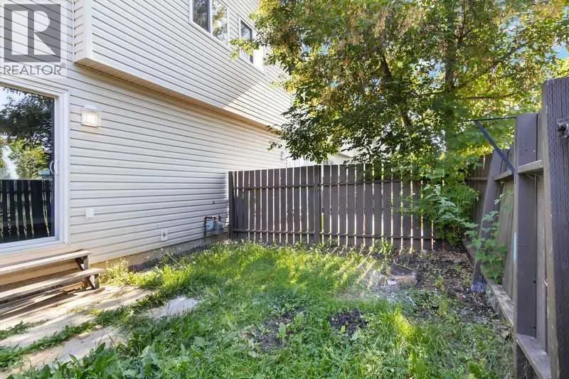 151C DICKINS Drive