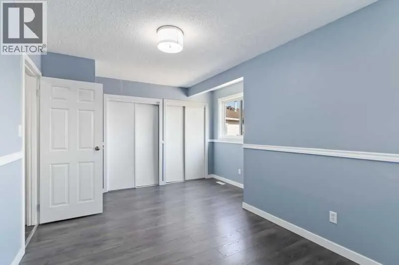151C DICKINS Drive