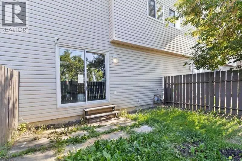 151C DICKINS Drive