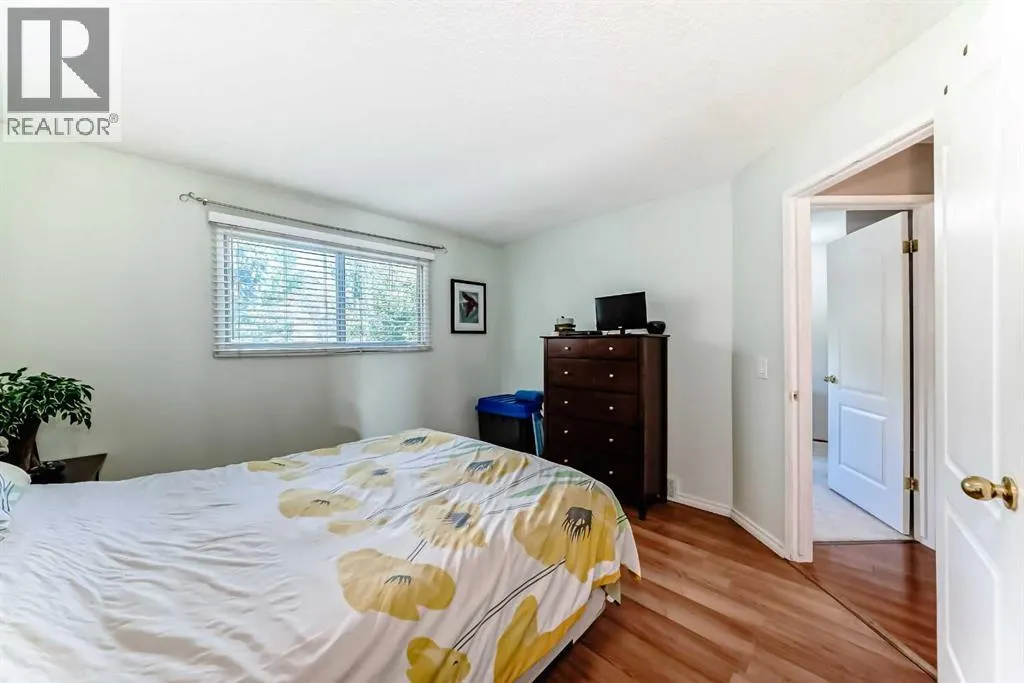 244 Flett Drive NE