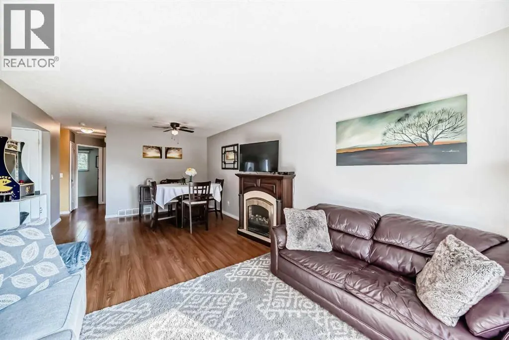 244 Flett Drive NE