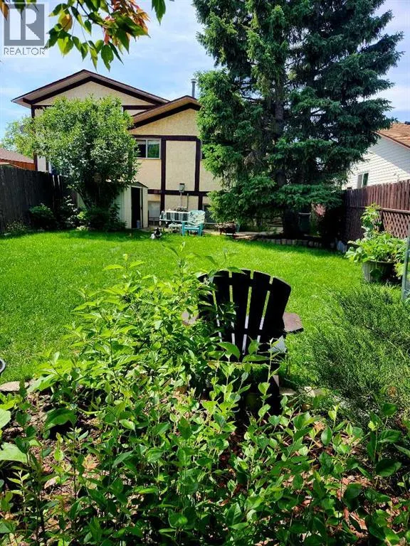 244 Flett Drive NE