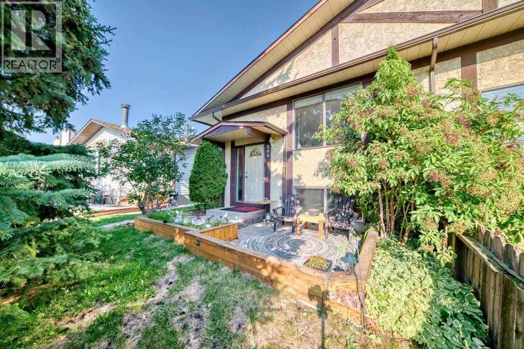 244 Flett Drive NE