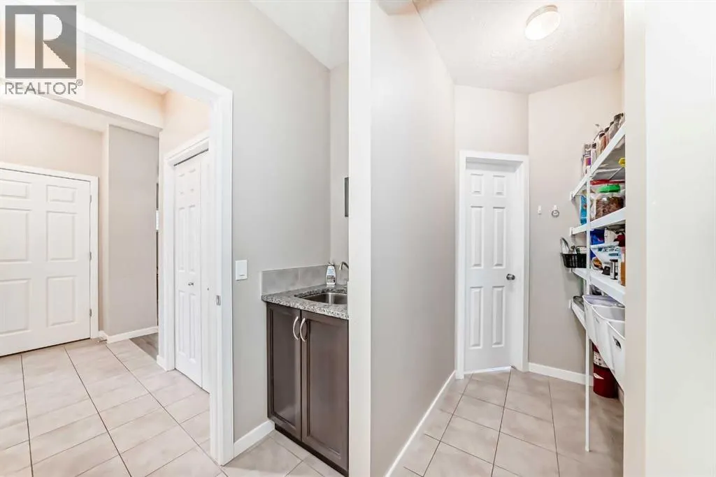 180 Kinlea Link NW