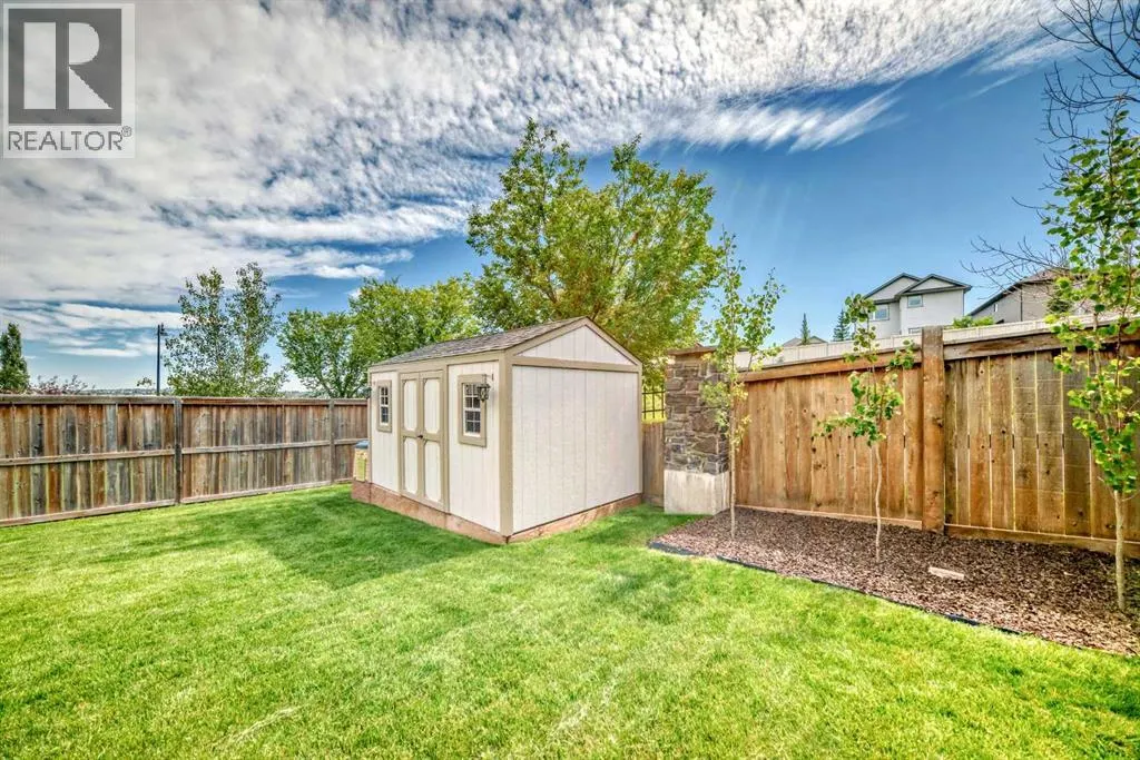 180 Kinlea Link NW