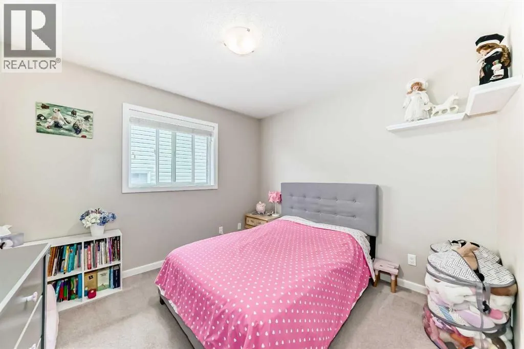 180 Kinlea Link NW