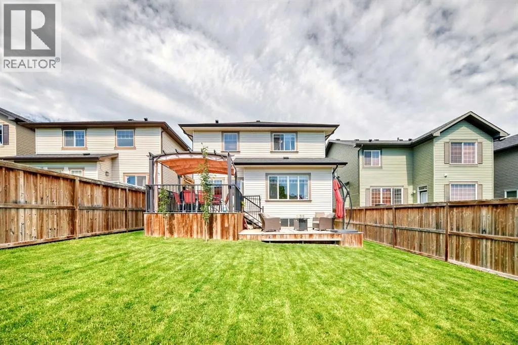 180 Kinlea Link NW