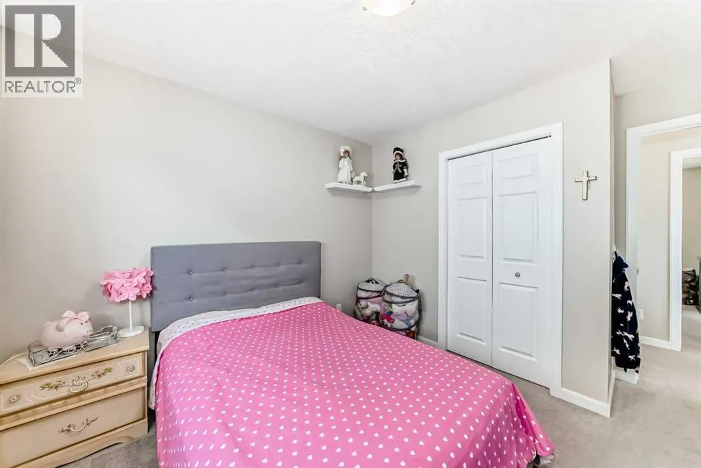 180 Kinlea Link NW