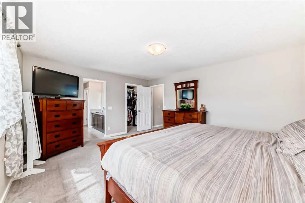 180 Kinlea Link NW