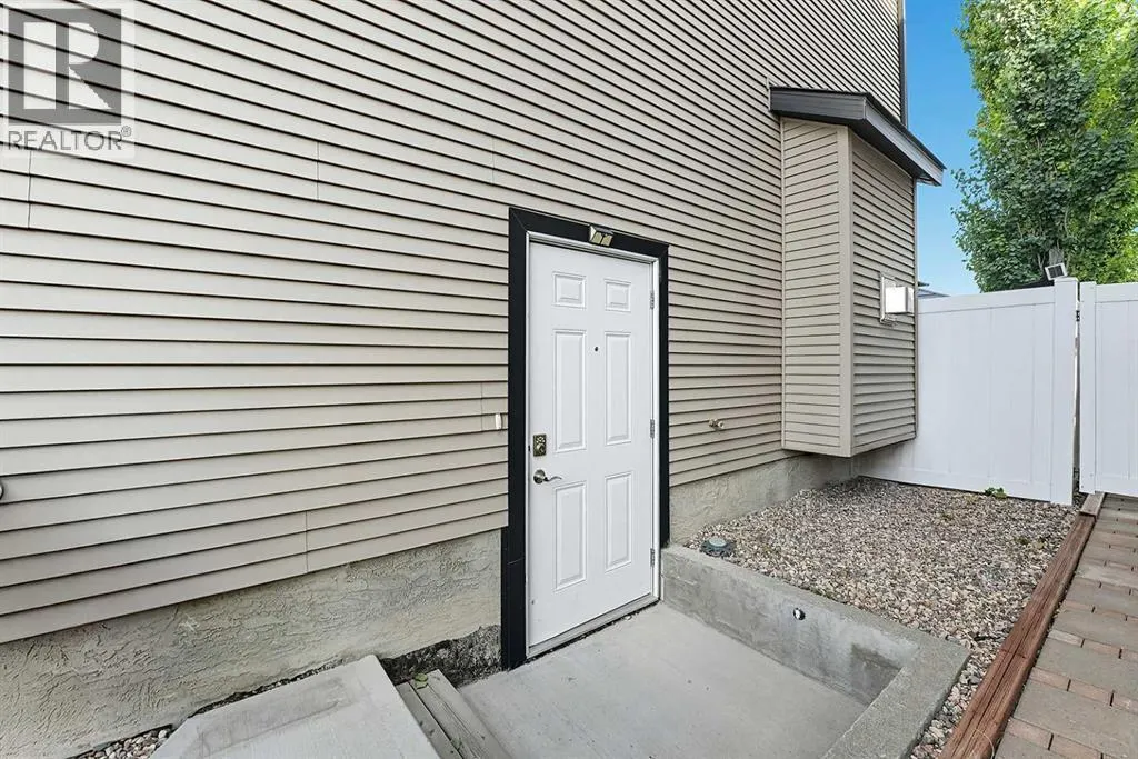 42 Turner Crescent