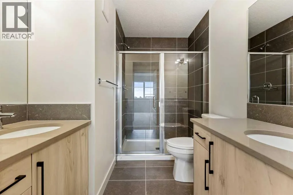 12 Waterford Glen