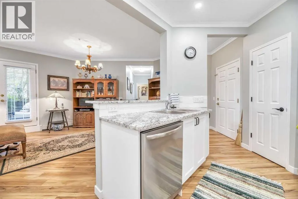 106, 2144 Paliswood Road SW