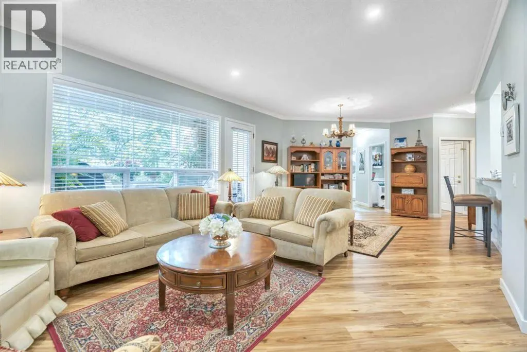 106, 2144 Paliswood Road SW