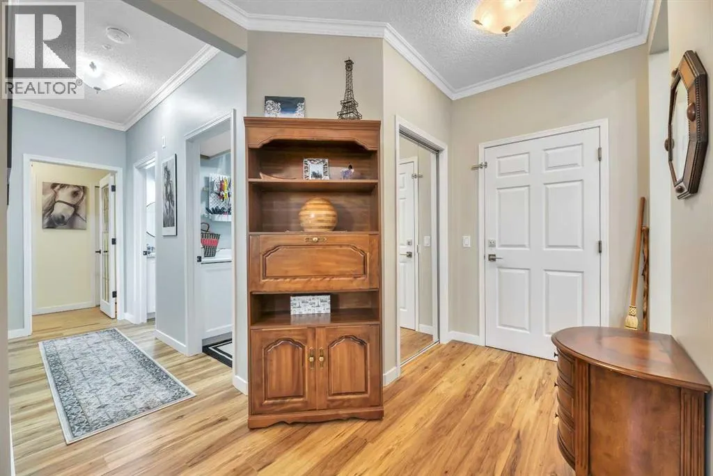 106, 2144 Paliswood Road SW