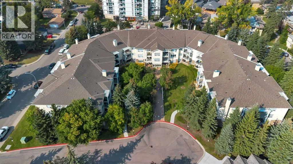 106, 2144 Paliswood Road SW