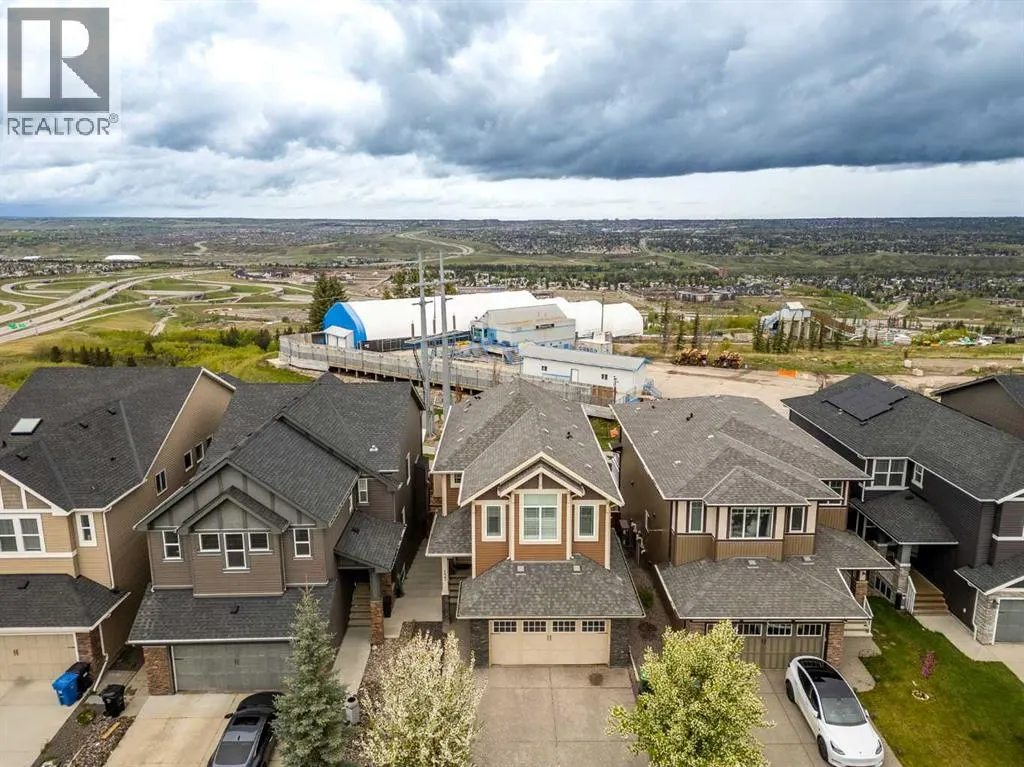 133 Cougar Ridge Close SW