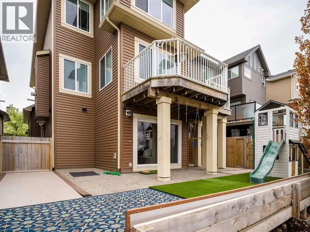 133 Cougar Ridge Close SW
