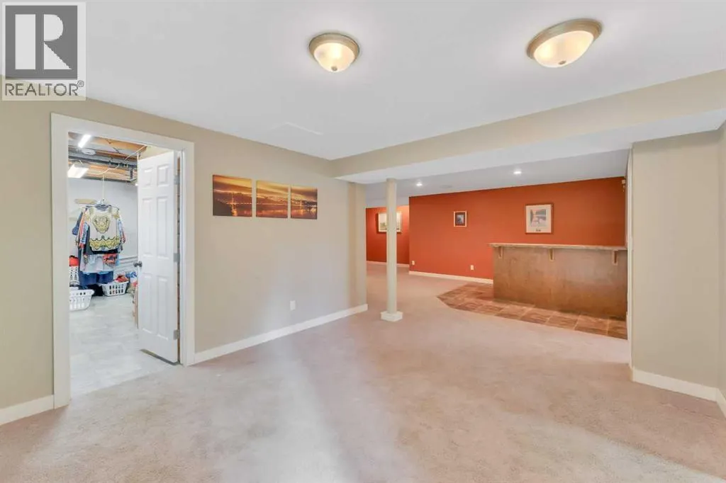 25 Odstone Green