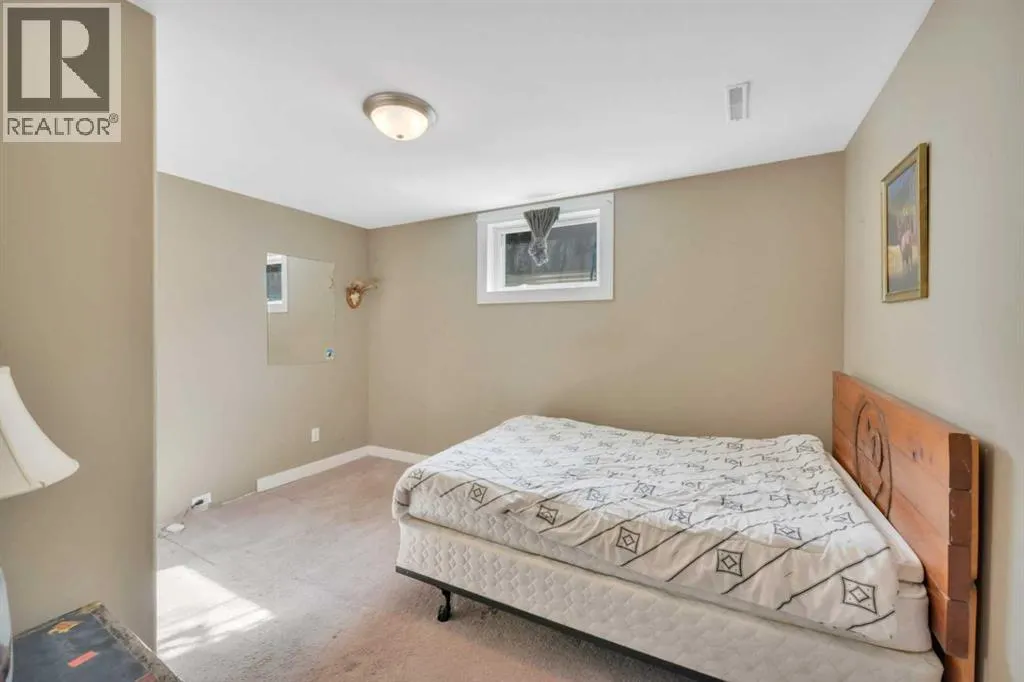 25 Odstone Green