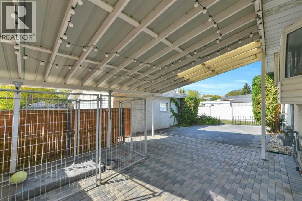 25 Odstone Green