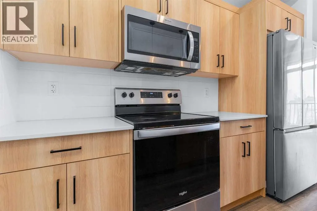 208, 20 Sage Hill Walk NW