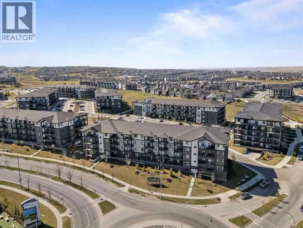 208, 20 Sage Hill Walk NW