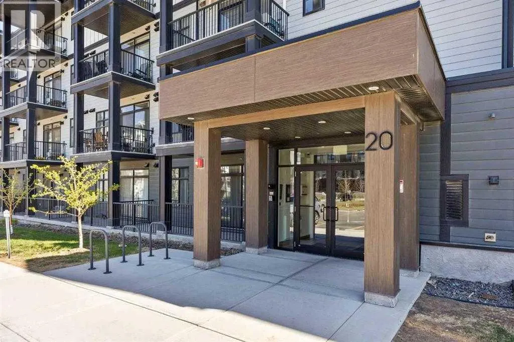 208, 20 Sage Hill Walk NW