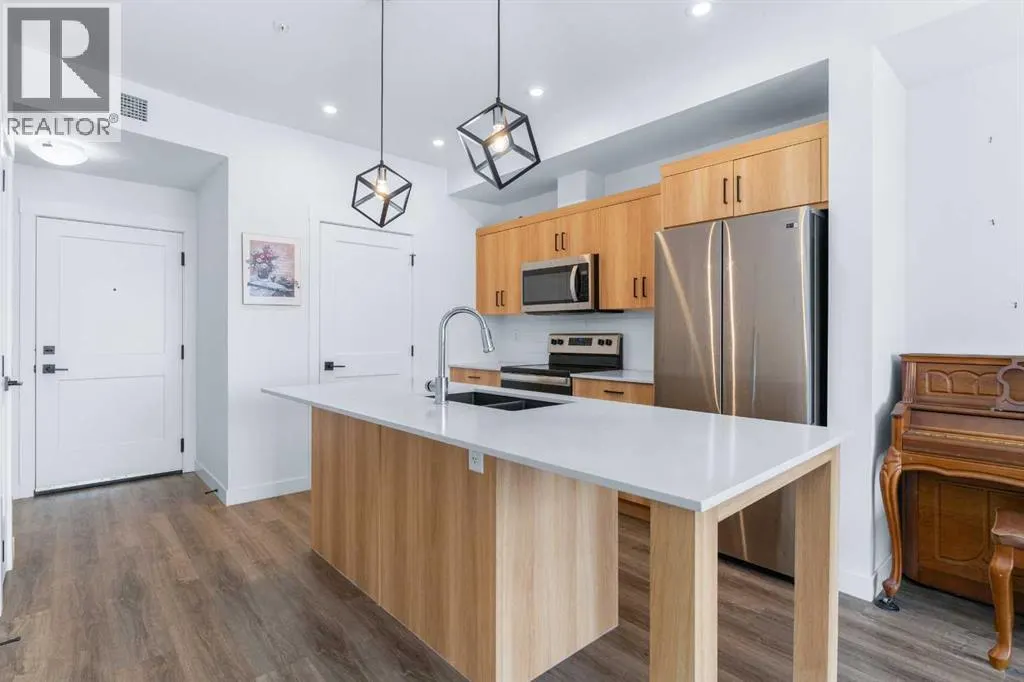 208, 20 Sage Hill Walk NW