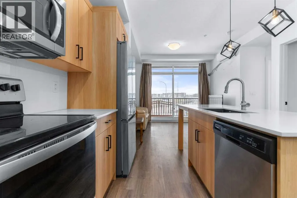 208, 20 Sage Hill Walk NW
