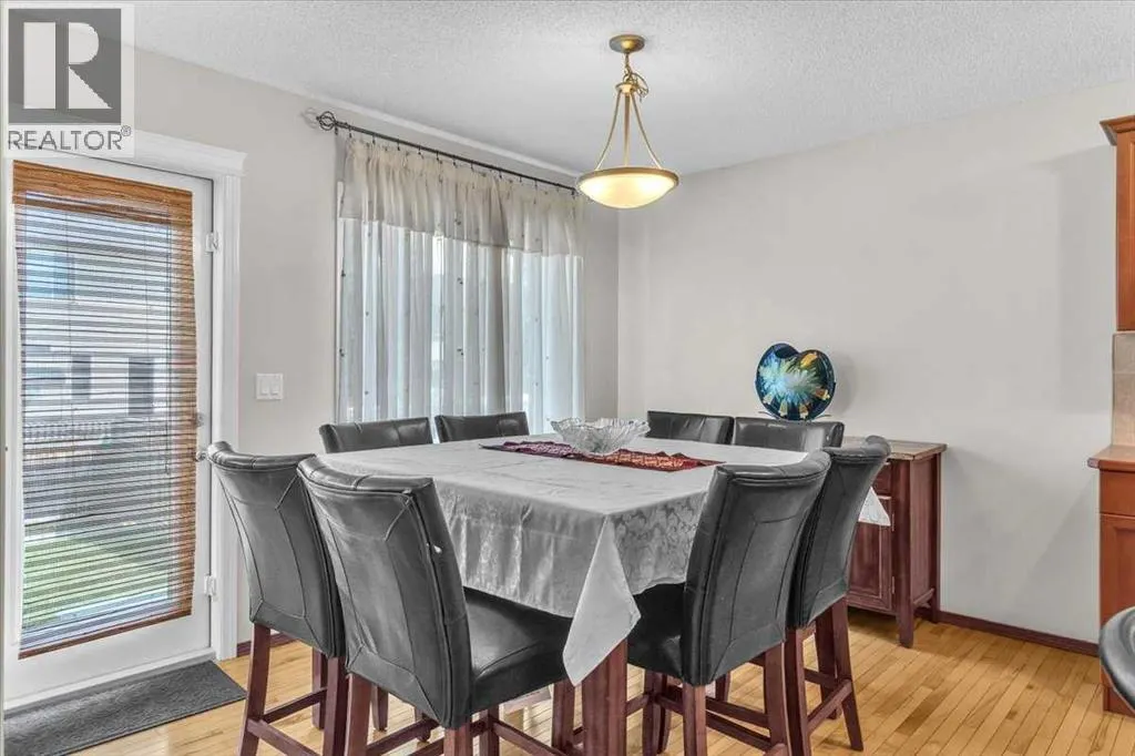 86 Silverado Range Heights SW