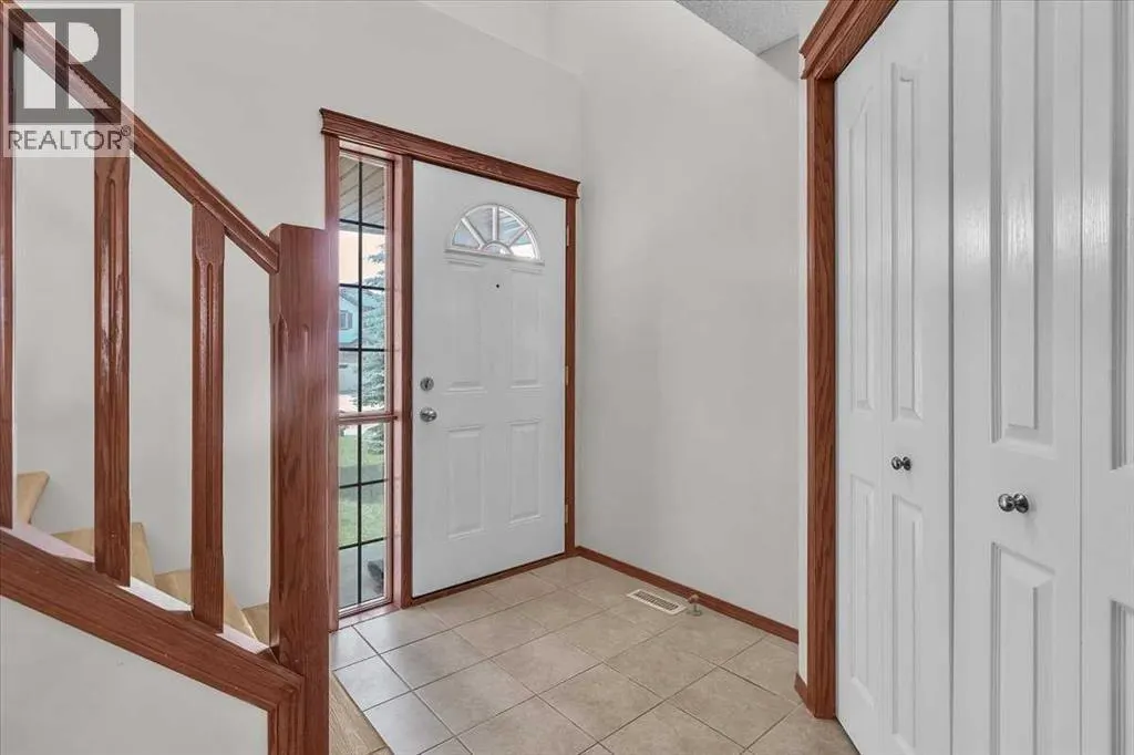 86 Silverado Range Heights SW