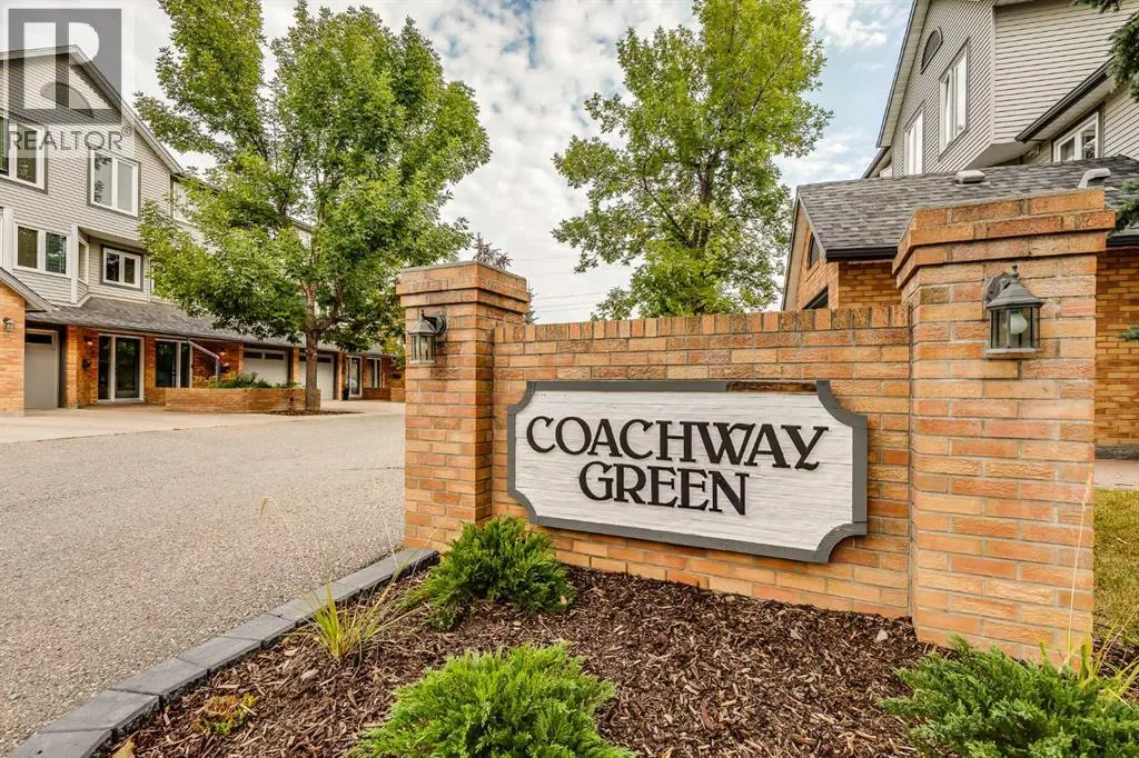 24 Coachway Green SW