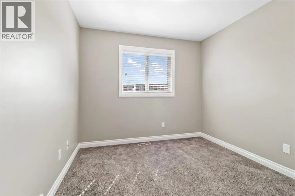 7 Crestview Boulevard