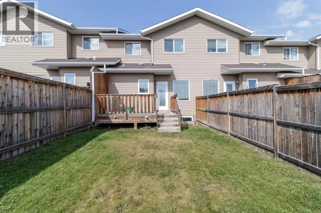 7 Crestview Boulevard
