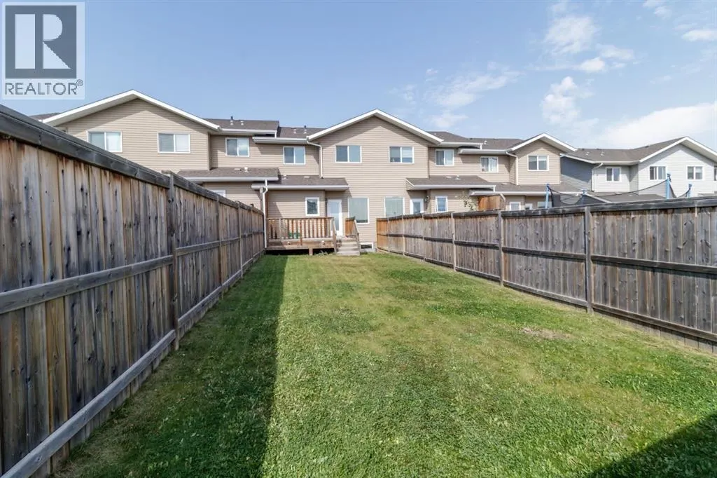7 Crestview Boulevard