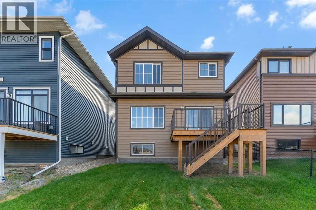1209 Chinook Gate Bay SW