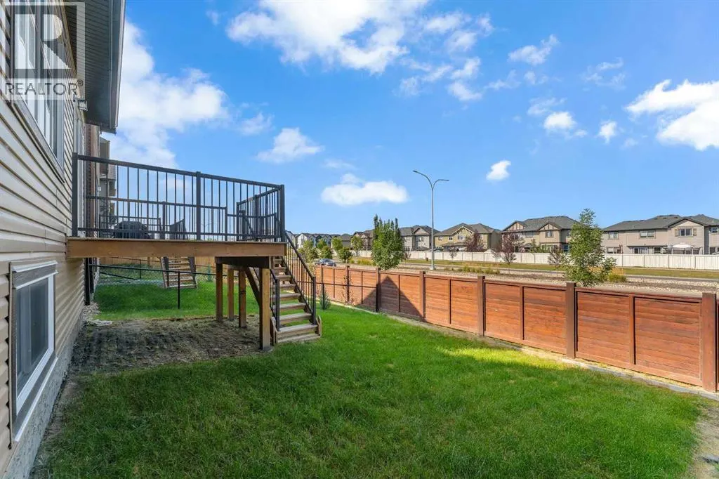 1209 Chinook Gate Bay SW