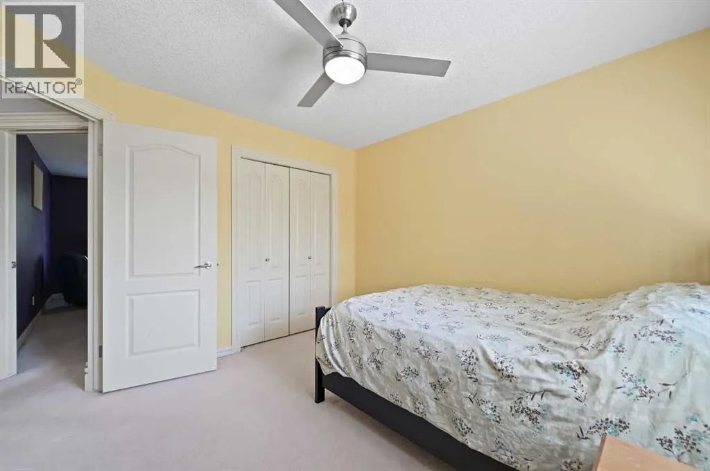 41 Strathridge Crescent SW