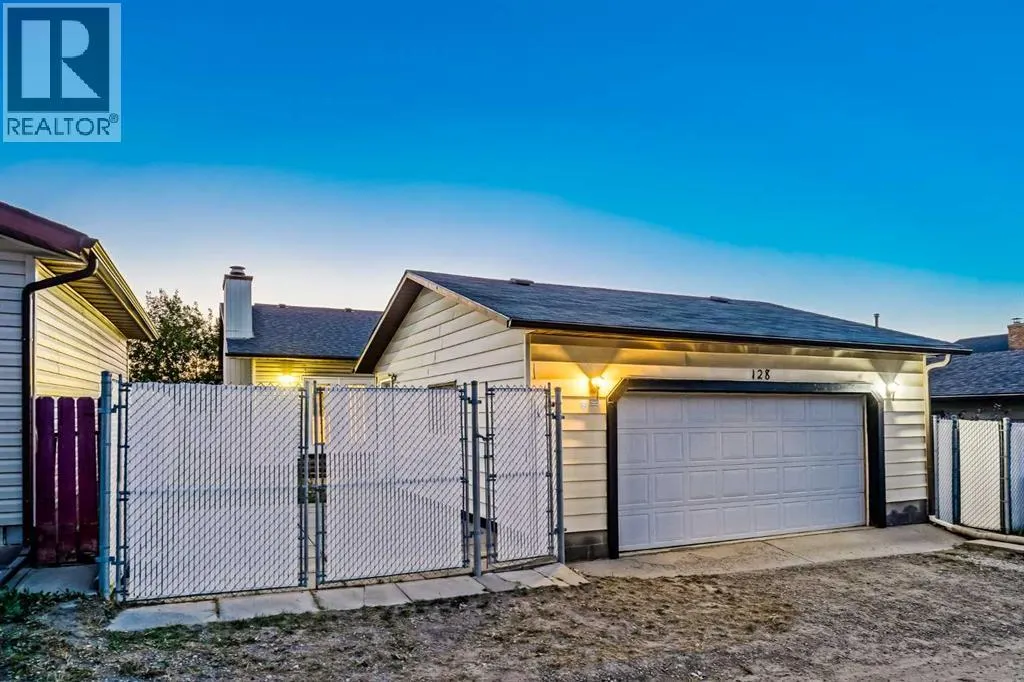 128 Bermuda Drive NW