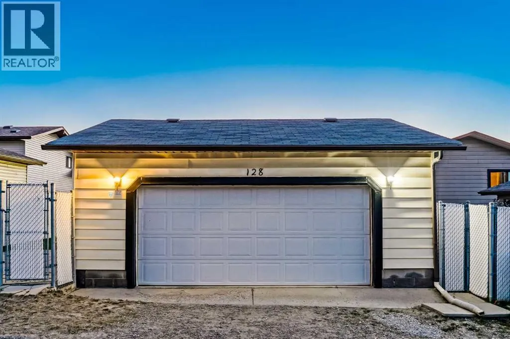128 Bermuda Drive NW