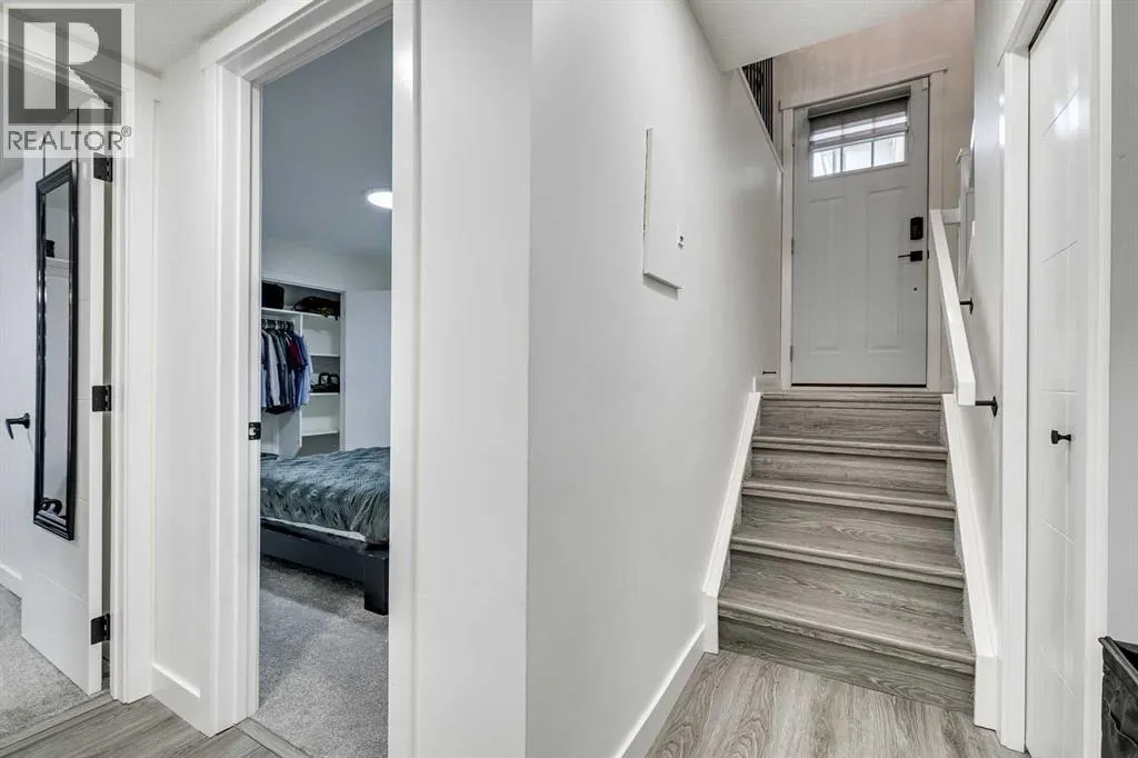 1004, 11010 Bonaventure Drive SE