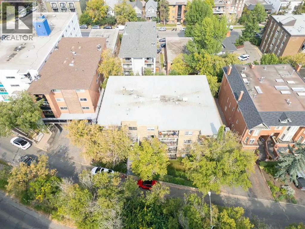 204, 920 Royal Avenue SW