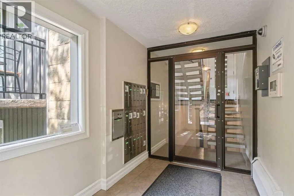 204, 920 Royal Avenue SW