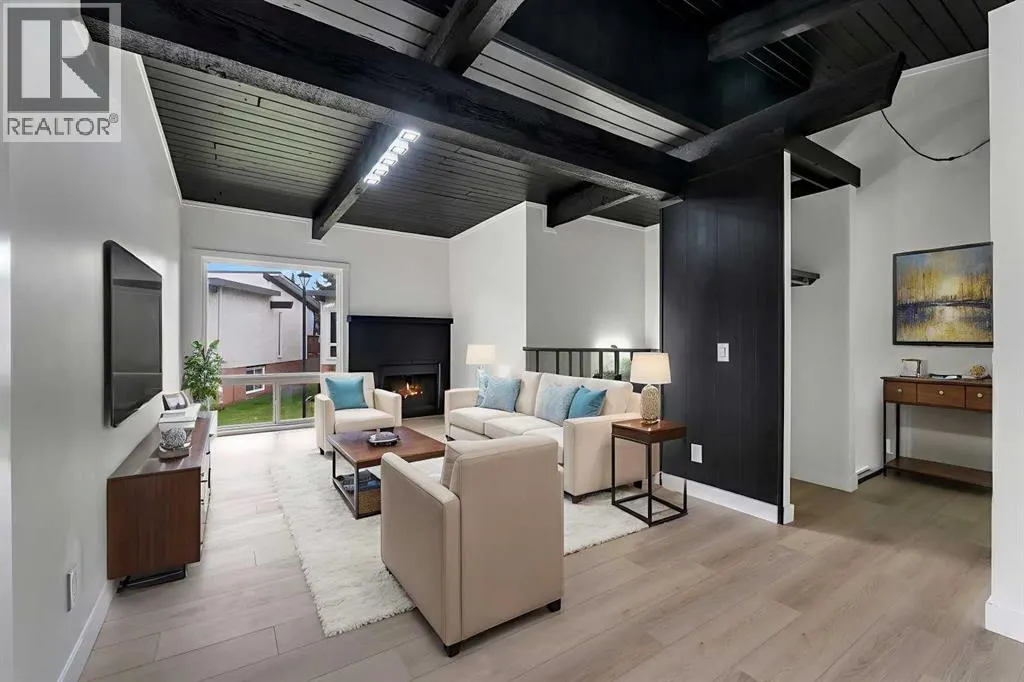105 Pinemont Bay NE