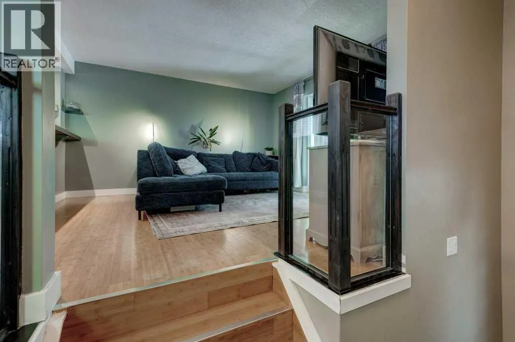 39 Shawglen Place SW