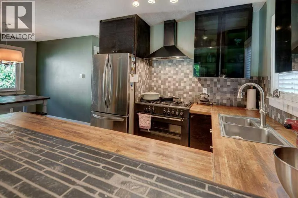 39 Shawglen Place SW