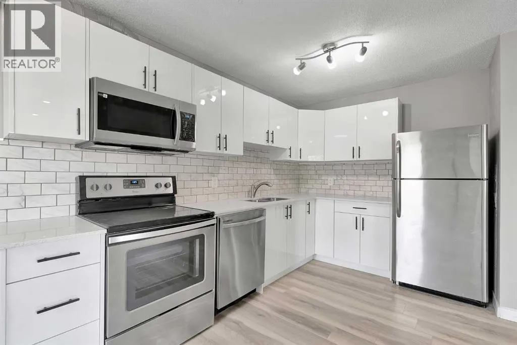 224 Pensville Close SE