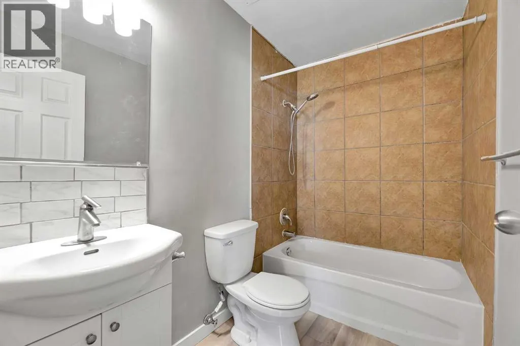 224 Pensville Close SE
