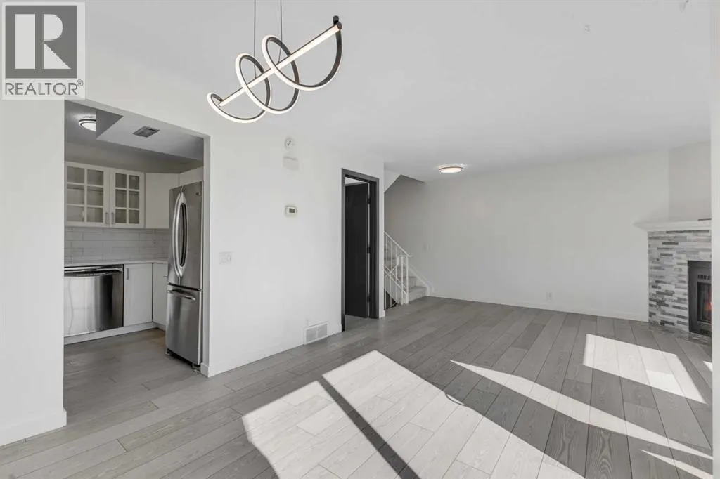 14, 200 Shawnessy Drive SW