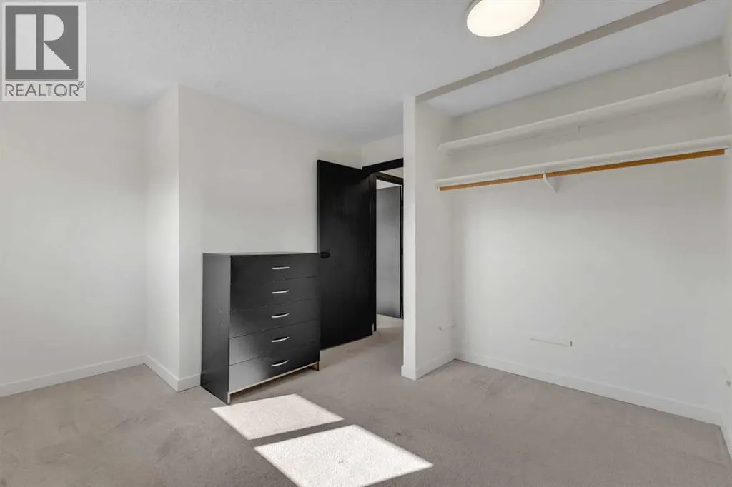 14, 200 Shawnessy Drive SW